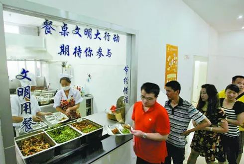 守護“煙火氣”，更要留住“潔凈氣”——河南省出臺餐飲油煙污染防治新規